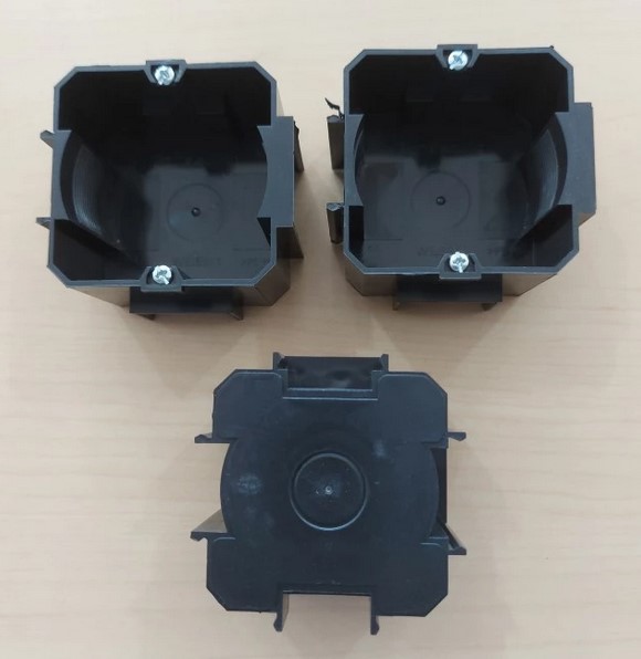 IMBODUZ HITAM KOTAK PANASONIC (AA)