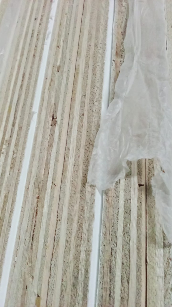 TRIPLEX MELAMIN 18mm (122X244CM)