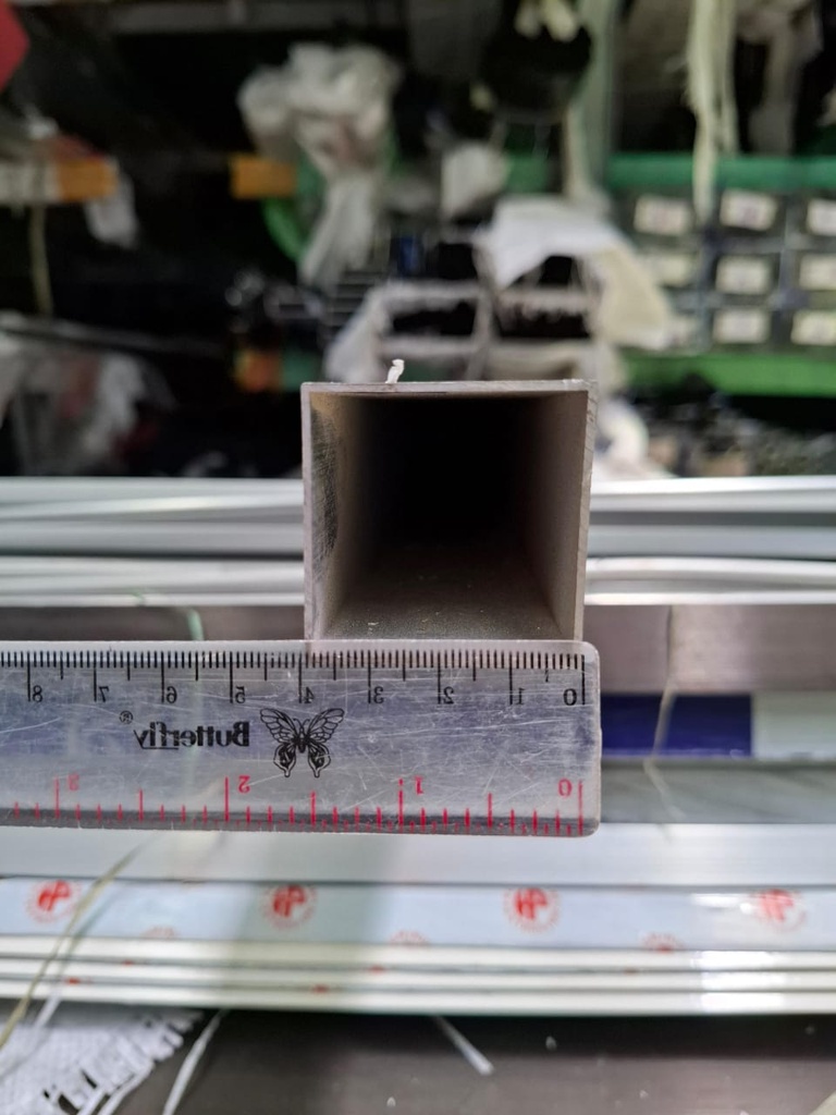 HOLLOW ALUMINIUM 11/2inX 1 1/2in (40X40MM) (AA)