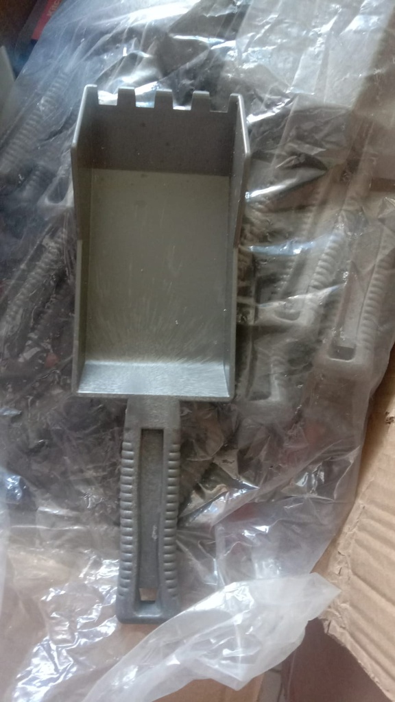 CETOK KOTAK BATA RINGAN PVC GREY/GREEN 9 CM (AA)