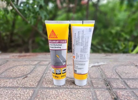 SIKAWALL 720E WALL REPAIR CREAM 250GRAM (AA)