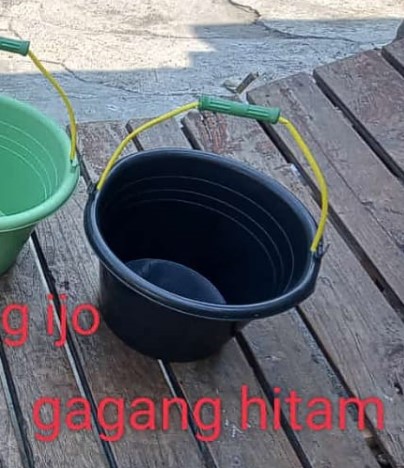 EMBER TC 14 BJ HITAM (AA)