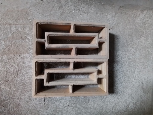 [2007039] ROSTER/ LOSTER KAYU LABA LABA 15X30