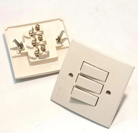 [1004224 (AA)] SK TRIPLE IB BROCO (AA)