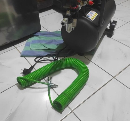 [290920251723 (AA)] TEKIRO SELANG RECOIL KOMPRESOR ANGIN SPRIAL 12 M(AA)